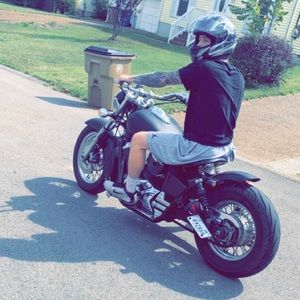 Meet your Posher, Blake